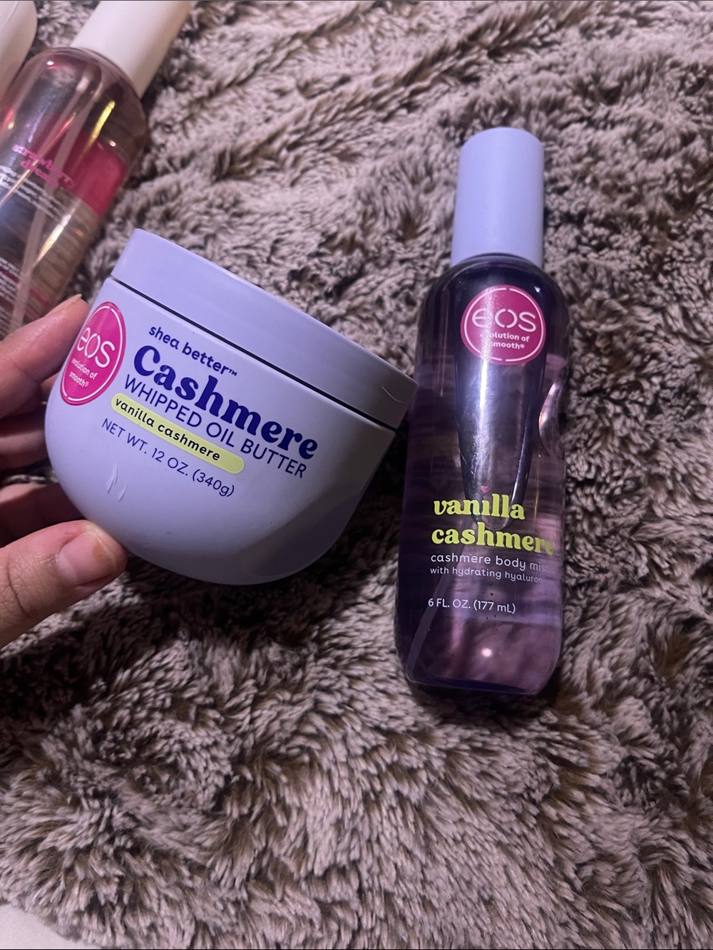 eos Vanilla Cashmere Body Oil & Whipped Butter and body mist duo